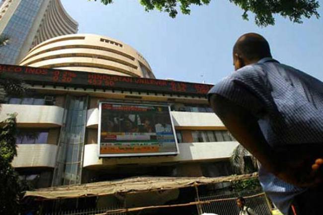 Sensex, Nifty open flat; Tata Motors, Hero MotoCorp gain