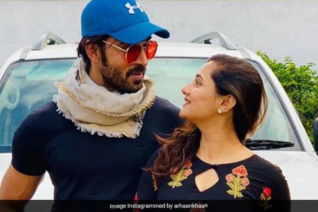 Evicted From Bigg Boss 13, Arhaan Khan Is Missing Rashami Desai: 'Come Out With The Trophy'