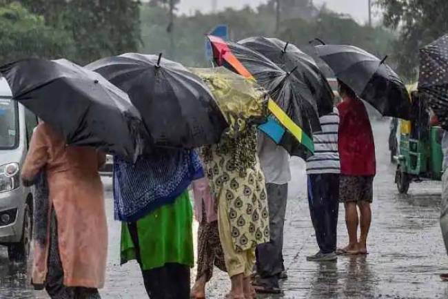 Rain relief for Delhi-NCR, temperature dips below 30 degrees; check IMD's monsoon prediction for your city here
