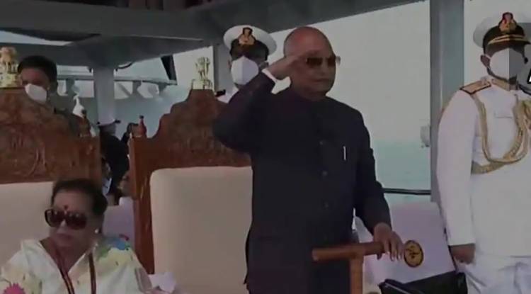 President Ram Nath Kovind accorded 21-gun-salute, reviews Naval Fleet at Visakhapatnam
