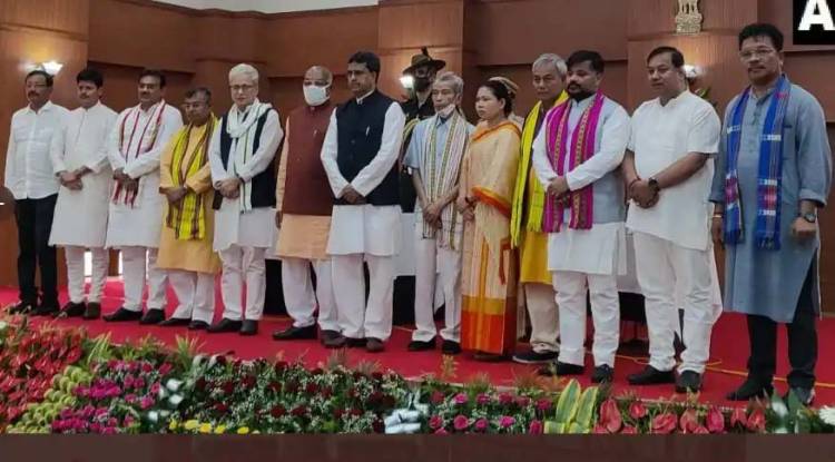 11 ministers take oath as cabinet ministers in Tripura; Opposition parties boycott swearing-in-ceremony